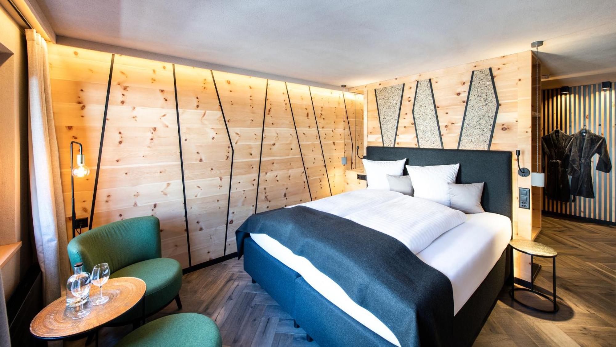 Laret Private Boutique Hotel - Adults Only Samnaun Exterior photo