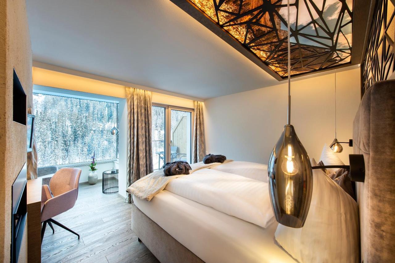 Laret Private Boutique Hotel - Adults Only Samnaun Exterior photo