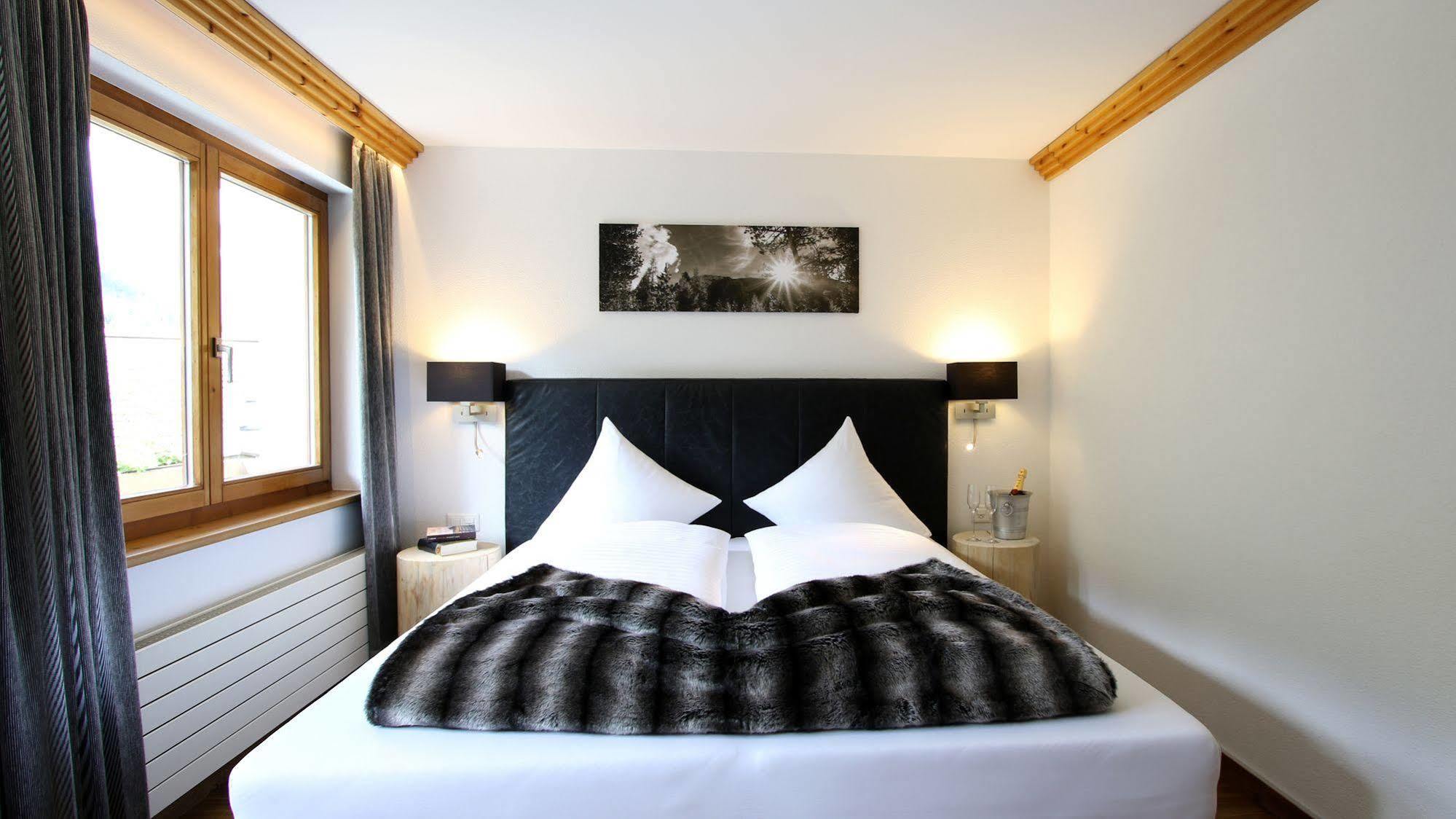 Laret Private Boutique Hotel - Adults Only Samnaun Exterior photo
